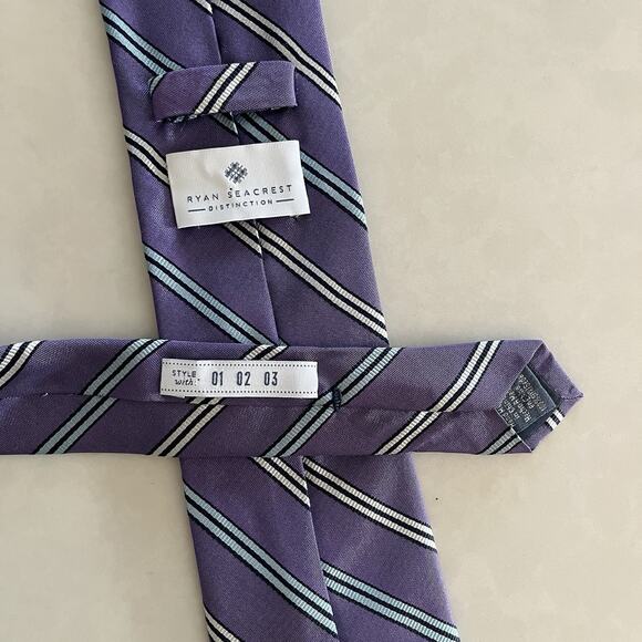 Ryan Seacrest Distinction Purple Necktie stripe 100% Silk elegant, classic, work - Picture 5 of 9